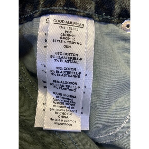 Good American High Waist Raw Hem Sage Leopard Shorts - 6 - Like New - Picture 6 of 7